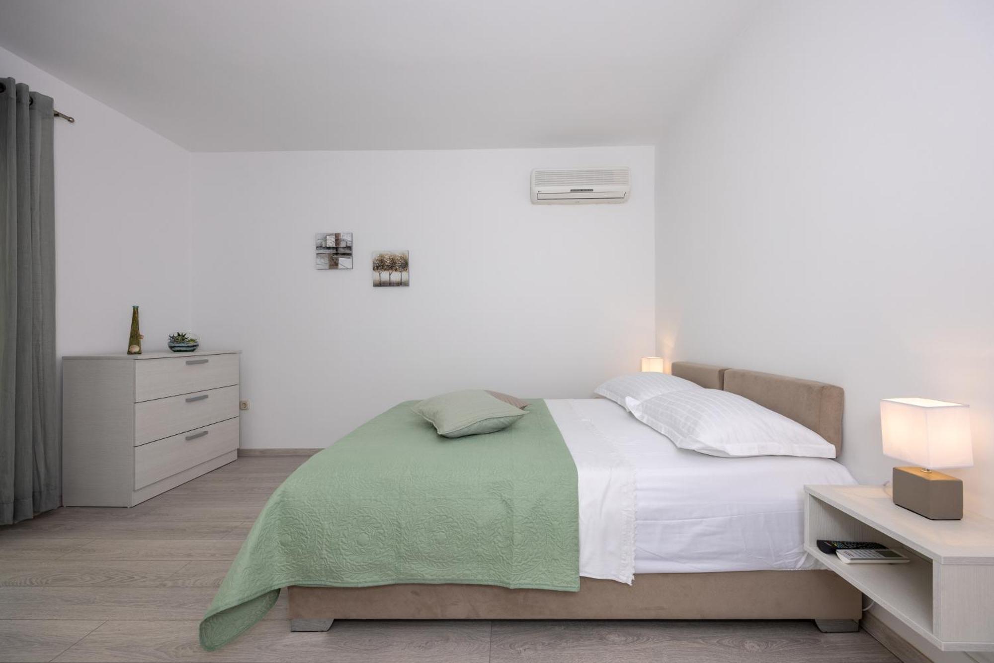 Apartmani Iva 图彻皮 外观 照片